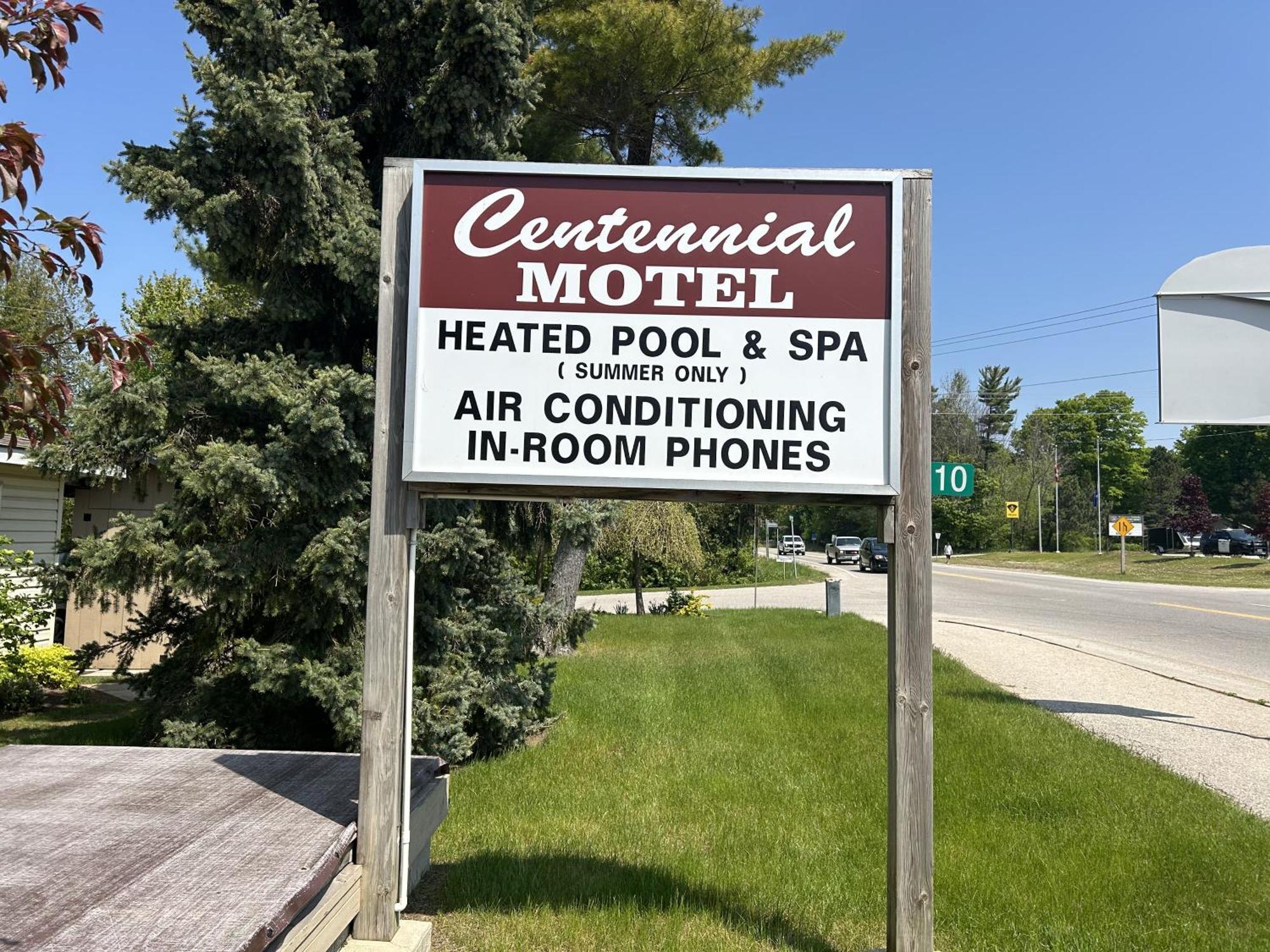 Centennial Motel Sauble Beach Buitenkant foto